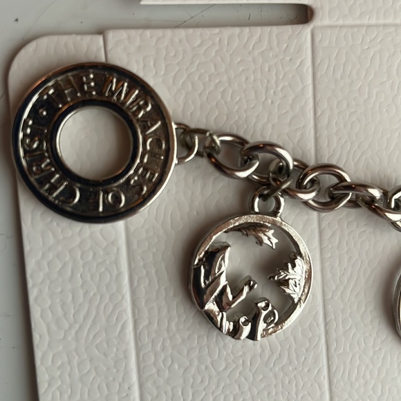 Miracles of Christ heavy sterling silver reversible seven charm bracelet - Picture 3 of 16